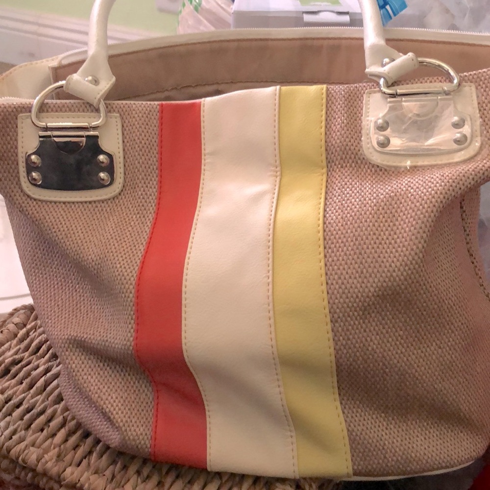 Women’s purse